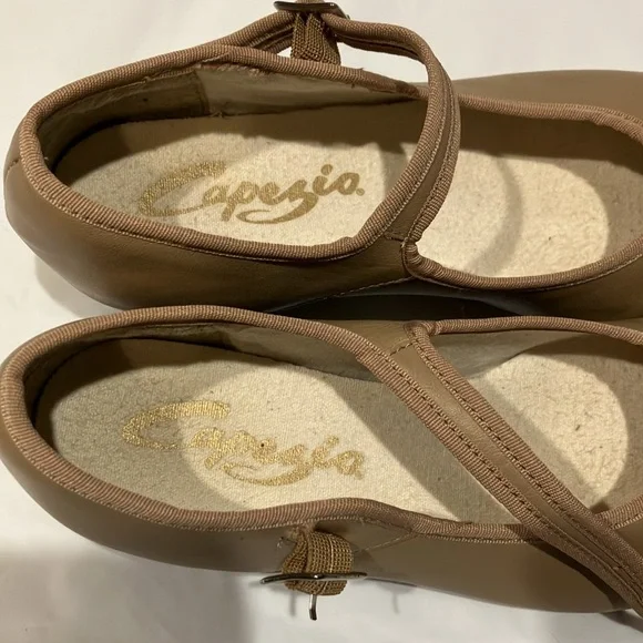 EUC Sz 5W Capezio leather tan tap shoes - Picture 4 of 13